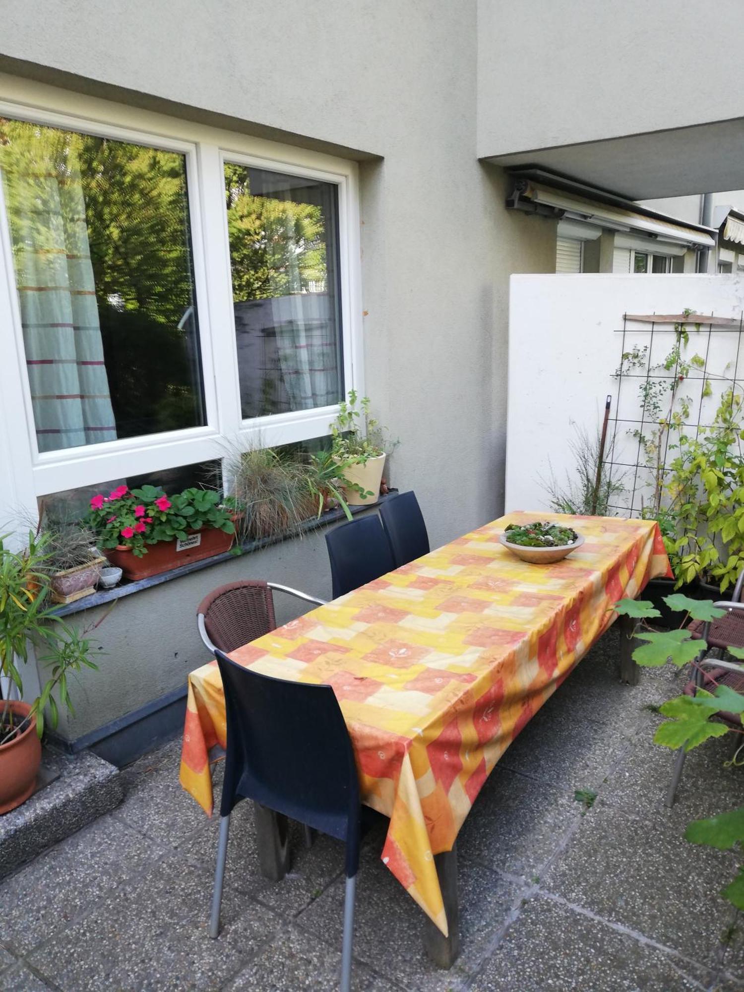 Room In Maisonette With Garden, Parking Place Vienna Exterior photo